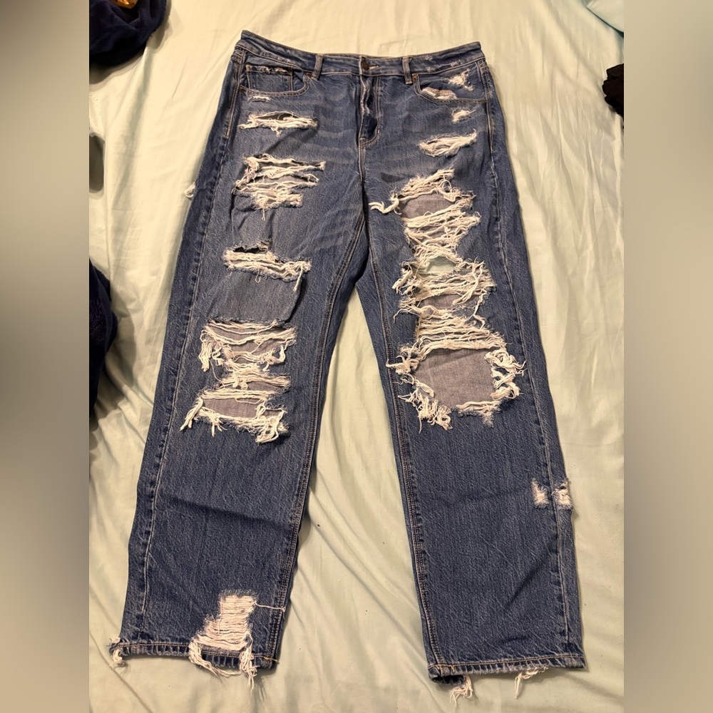 American Eagle Outfitters Relaxed Blue Jeans with Distressed Details